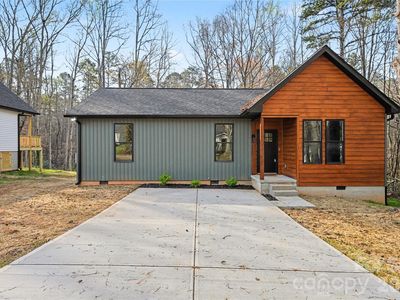 427 W Ballard St, Cherryville, NC, 28021