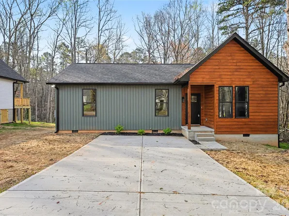 427 W Ballard St, Cherryville, NC 28021