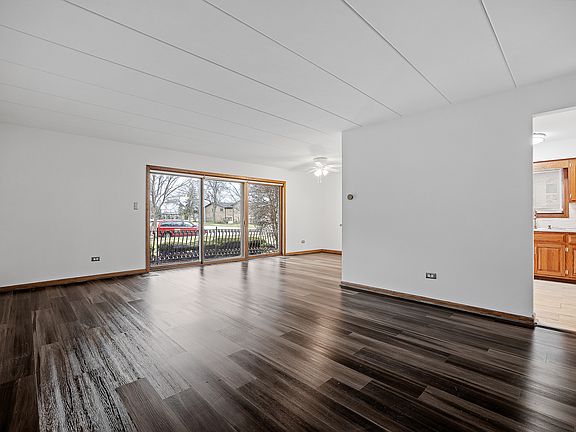 3rd image of 7428 153rd St