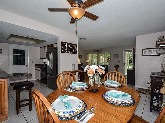 4th image of 3250 Spanish Moss Ln