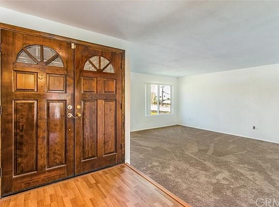 5th image of 5202 N Mayfield Ave