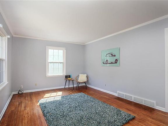 4th image of 5117 W 50th Ter