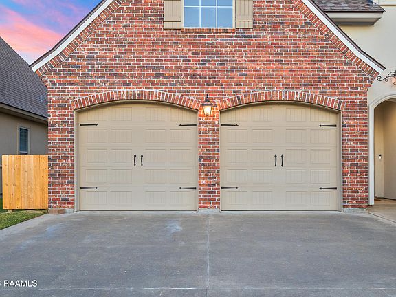 4th image of 111 San Sebastian Dr