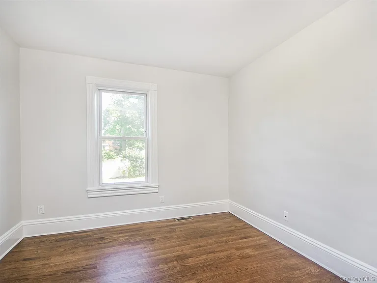114 Sea Cliff Ave #1 — Photo 11