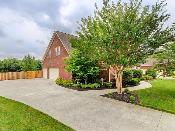 2nd image of 4508 Ivy Rose Dr