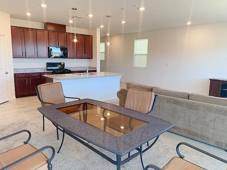 2814 Frabiele St — Photo 8