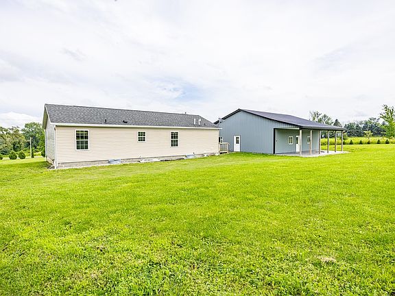 2nd image of 3022 Suckerbrook Rd