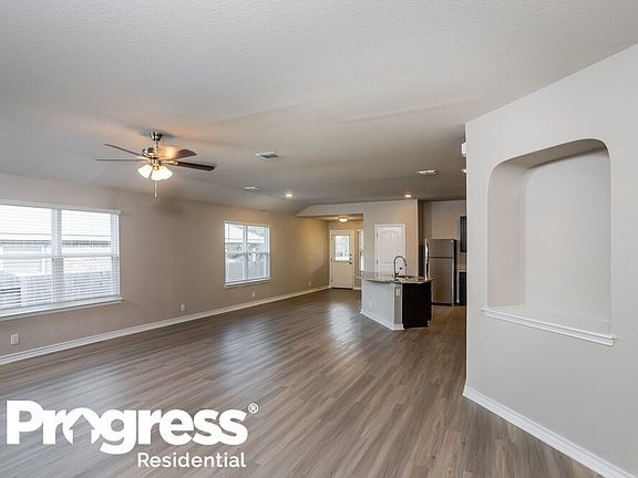 3rd image of 5904 Calaveras Way