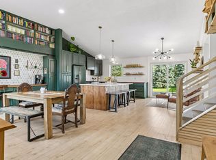 7758 Upper 23rd St N, Oakdale, MN 55128