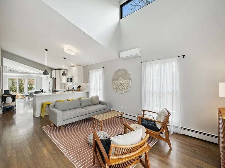 48 Seabright Ave — Photo 8