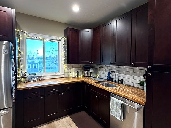 5th image of 1358 Cranford Ave
