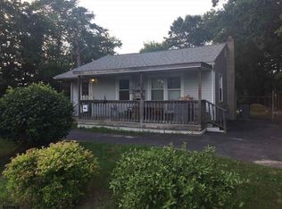 212 W Weymouth Rd, Vineland, NJ 08360