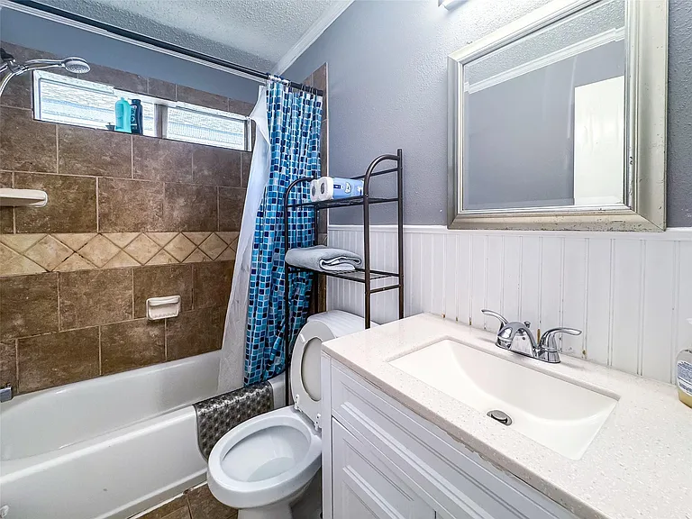 18579 N Lyford Dr — Photo 15