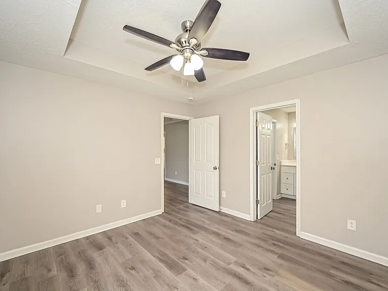 1990 Bolden Dr — Photo 10