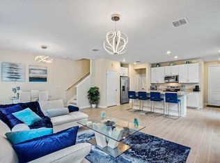 5623 Enclave Dr, Mangonia Park, FL 33407