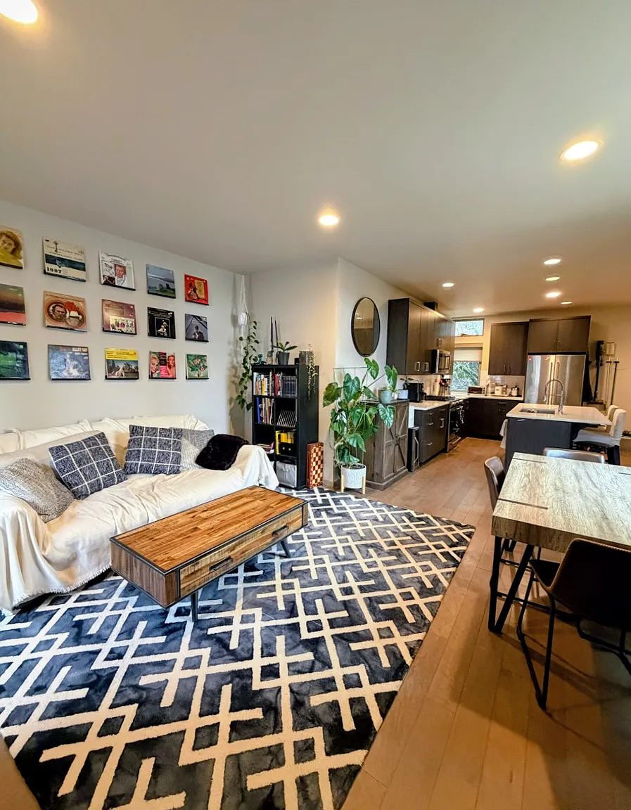 2 bed, 1398 sqft, $3,700 — Photo 4