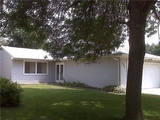 926 Mulford Ln photo 1