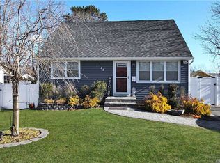 145 N Prospect Ave, Patchogue, NY 11772