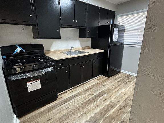 4th image of 1009 40th Ave