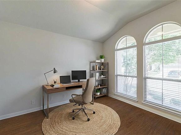 5th image of 1109 Sunny Meadows Loop