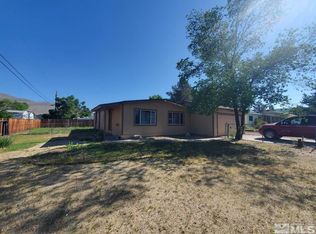 17545 Macaw Ln, Reno, NV 89508