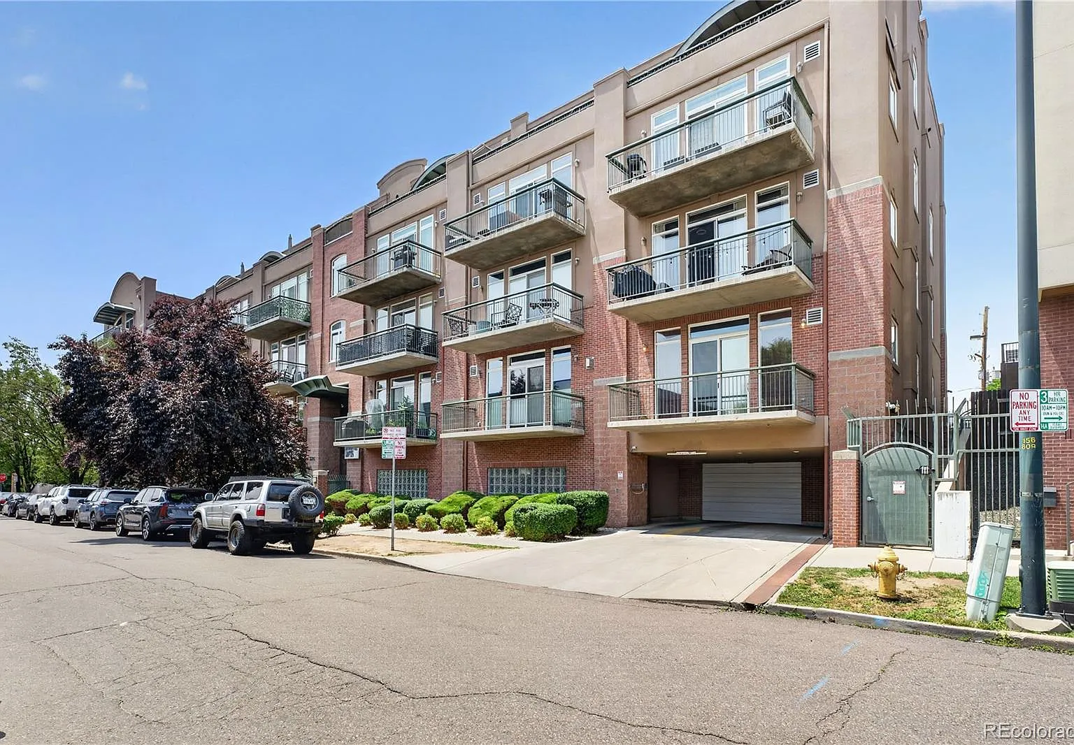 2 bed, 2.0 bath, 1249 sqft, $2,845 — Photo 1