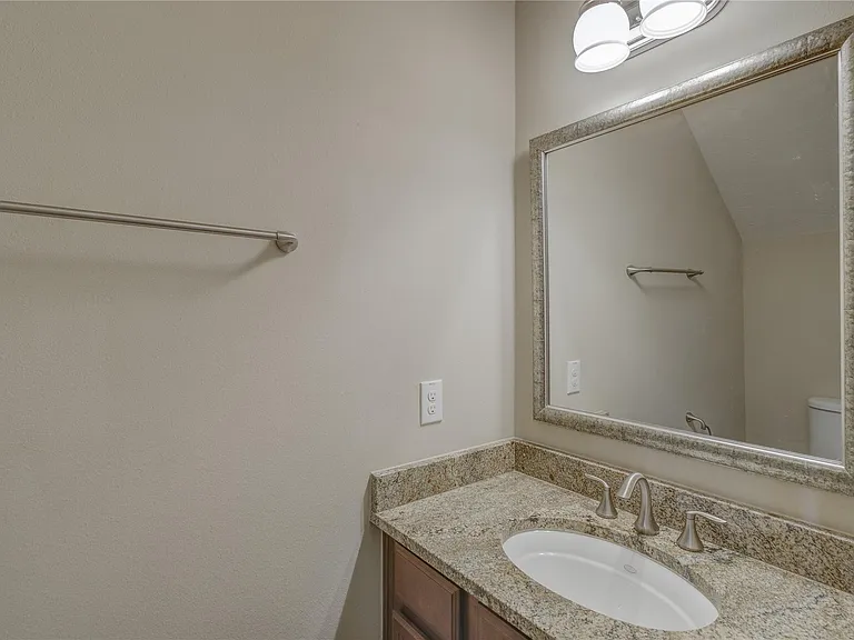 70 S Almondell Cir — Photo 9