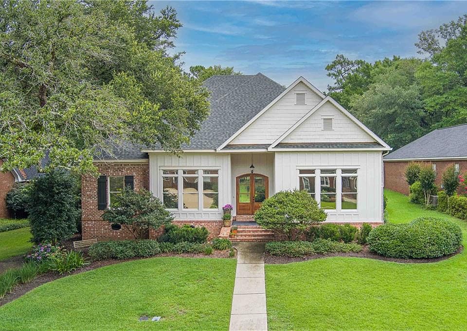 1st image of 9784 Aspen Cir