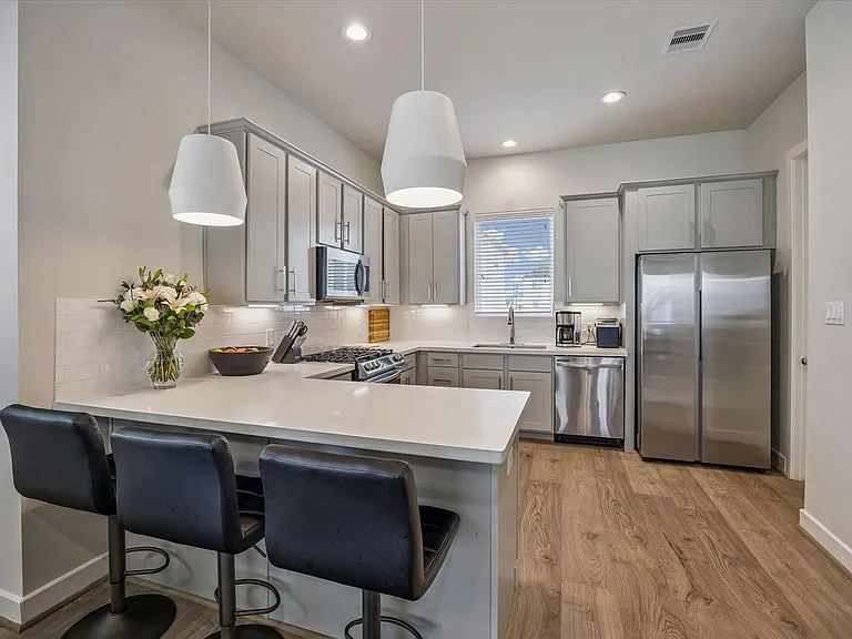803 Sienna Palm Ln — Photo 11