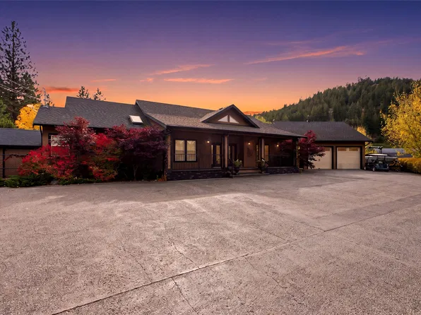 5833 Todd Rd, Kamloops, BC V2C 6P2
