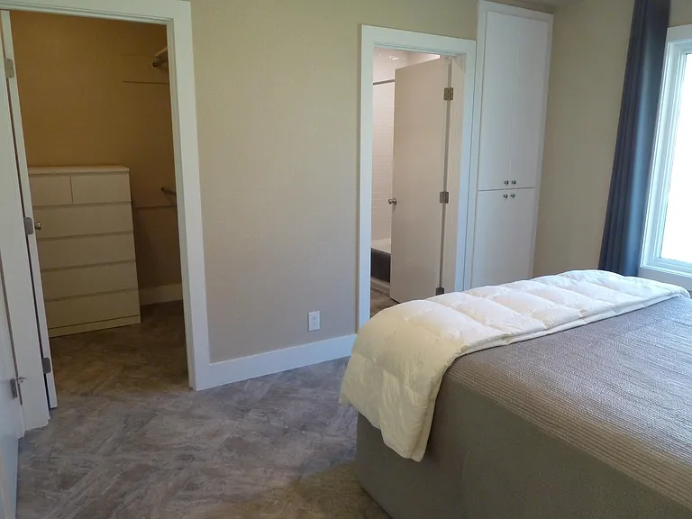 6802 La Salle Dr — Photo 17