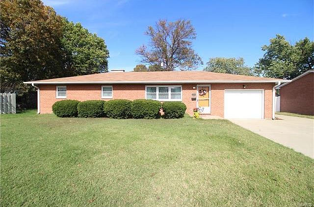 1st image of 14 William John Ct