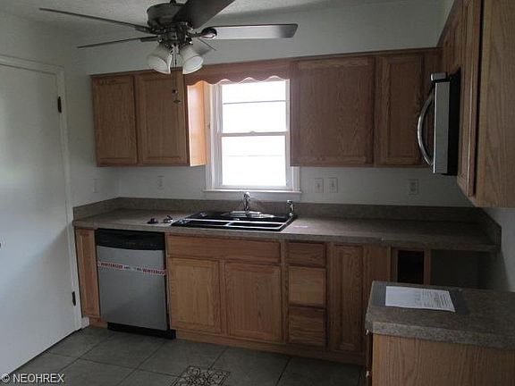 5th image of 5160 E 115th St