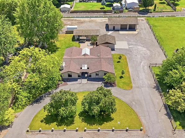 4821 W 12th Ave, Kennewick, WA 99338