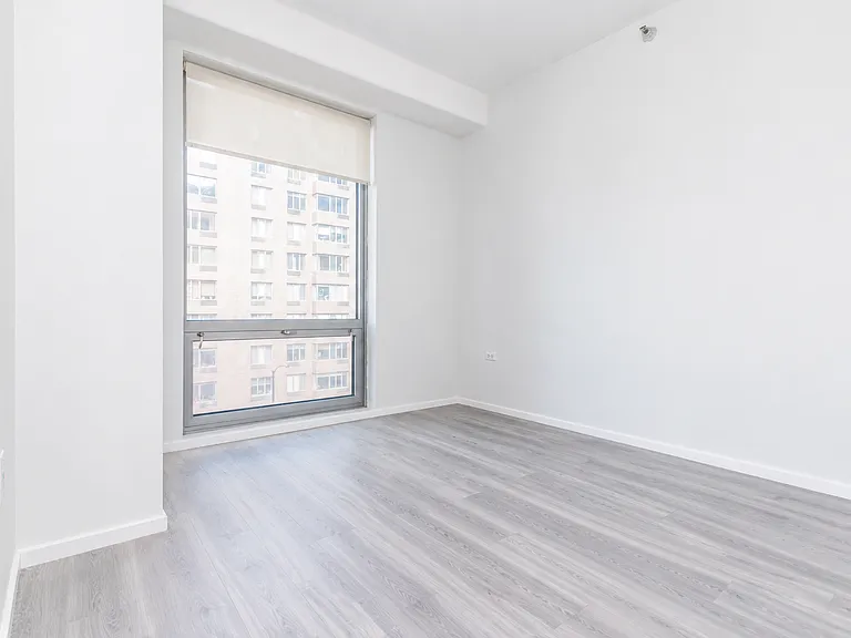 1 E 8th St #407 — Photo 9