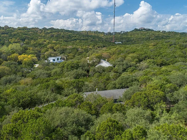 5225 Fossil Rim Rd — Photo 32