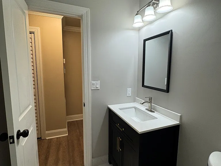 4909 Bayside Ct — Photo 15