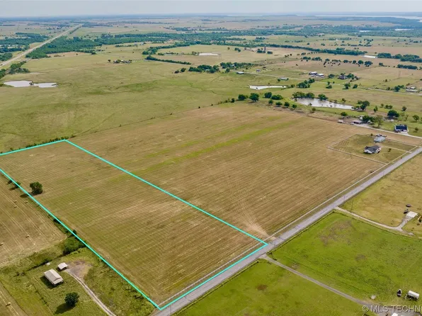 4 E 330th Rd, Talala, OK 74080