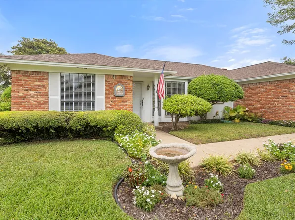 7048 Misty Meadow Dr S, Fort Worth, TX 76133