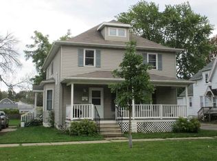 215 S Clay St, Green Bay, WI 54301