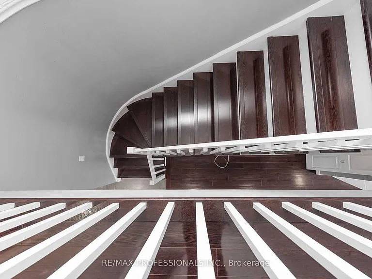 1362 Brookstar Dr — Photo 22