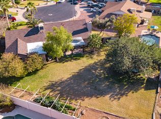 1322 N Spring Cir, Mesa, AZ 85203