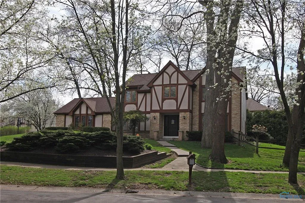 2511 Wealdstone Rd photo 1