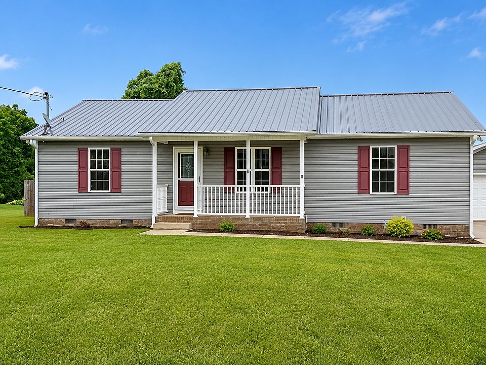 1st image of 383 Strawberry Dr