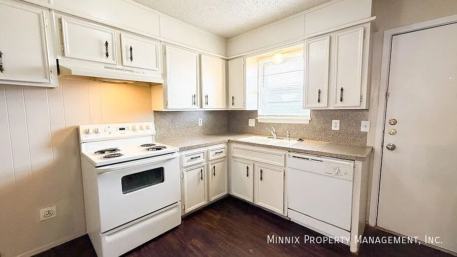 Red Oak Apartments — Photo 3