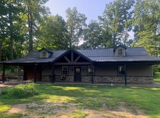 11667 Lakeland Dr, Conneaut Lake, PA 16316