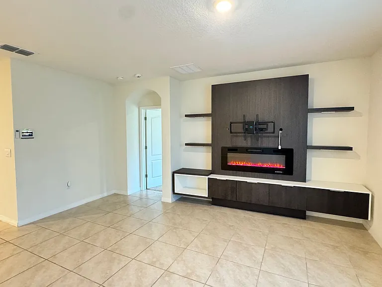 6746 Grace Hammock Rd — Photo 4