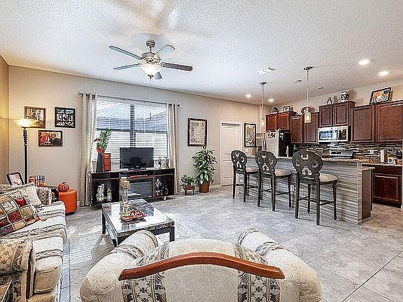 4th image of 17622 Terrazzo Way
