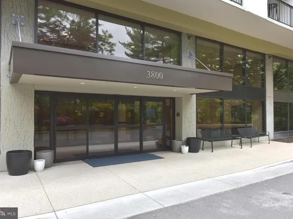 3800 Powell Ln #Penthouse 14, Falls Church, VA 22041