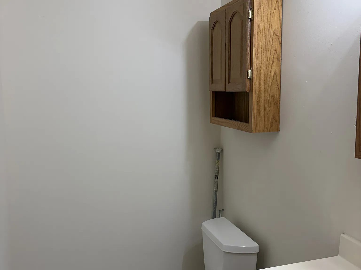 3 bed, 1.5 bath, 1462 sqft, $1,800 — Photo 3